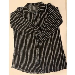 ✨5 x $25 ✨Zenobia Black & White Striped Blouse